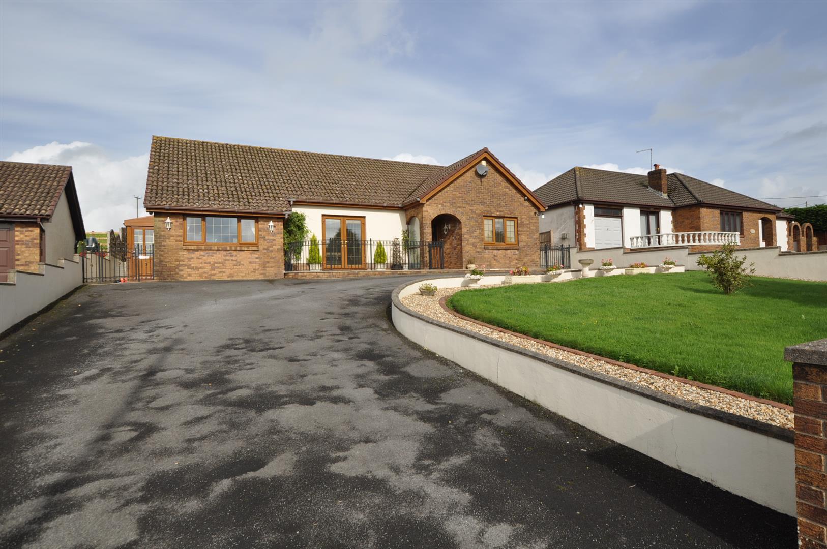 High Street, Bancyfelin, Carmarthen Terry Thomas & Co Estate Agents in Carmarthenshire West Wales